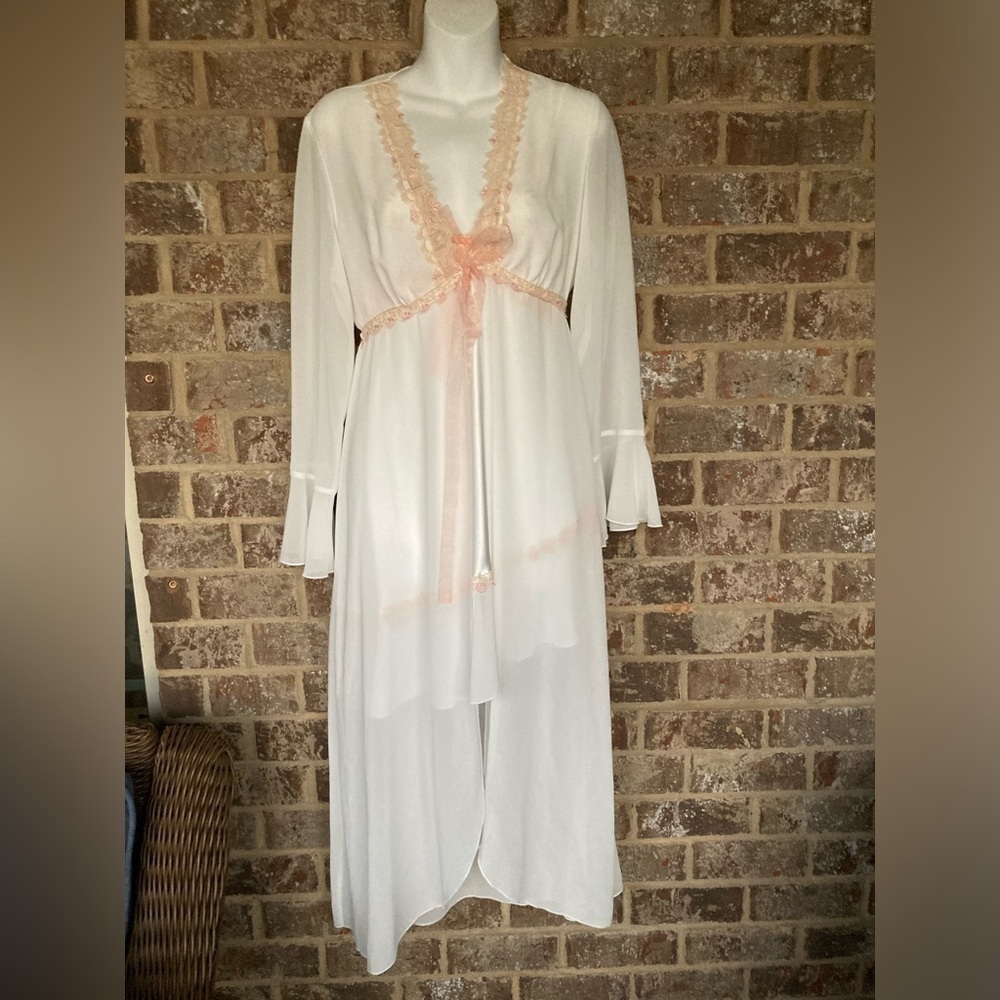 Peignoir Delicates Size Small Bridal lace ribbon embroidered honeymoon